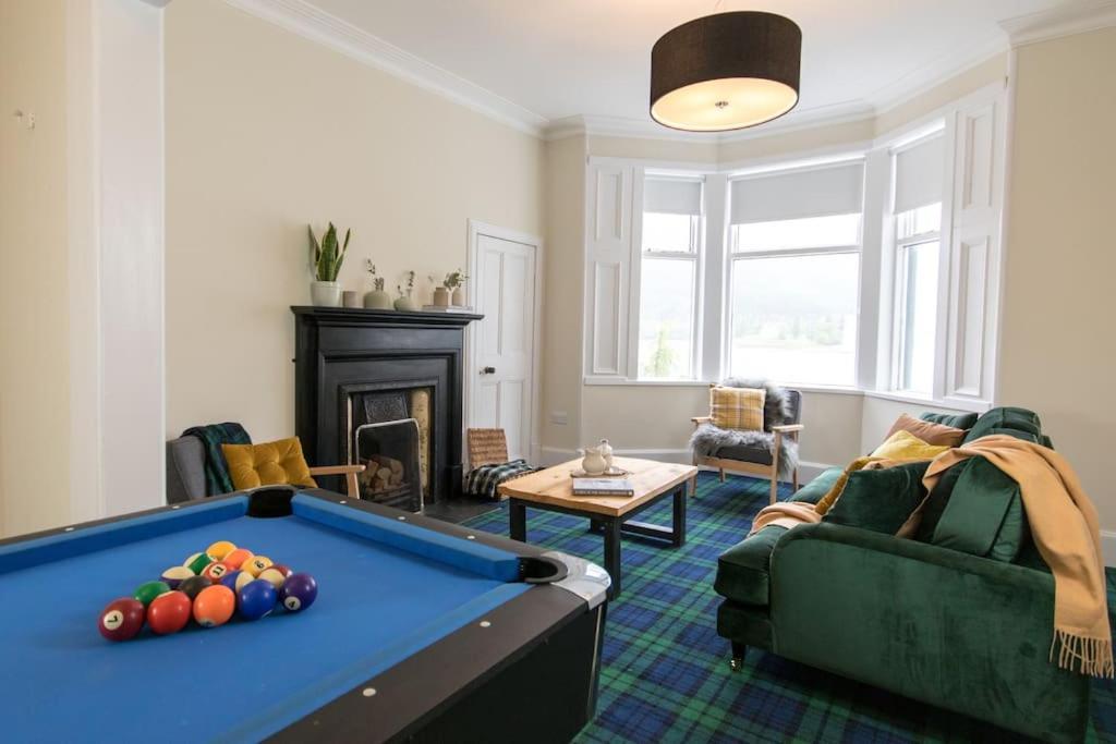 Rossmay House - 4 Bedroom Scottish Villa With Waterfront / Mountain Views Arrochar Exterior foto